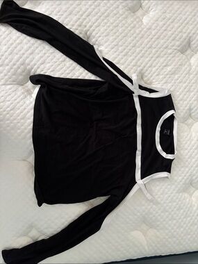 (5/15$) Dazy Marine and White Trim Long-Sleeve Open Shoulder Women's Top